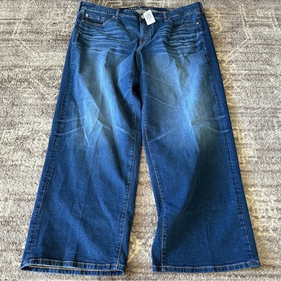 NWT Torrid Perfect Wide-Leg Mid-Rise Jeans Medium Wash 22 Tall - Picture 4 of 9